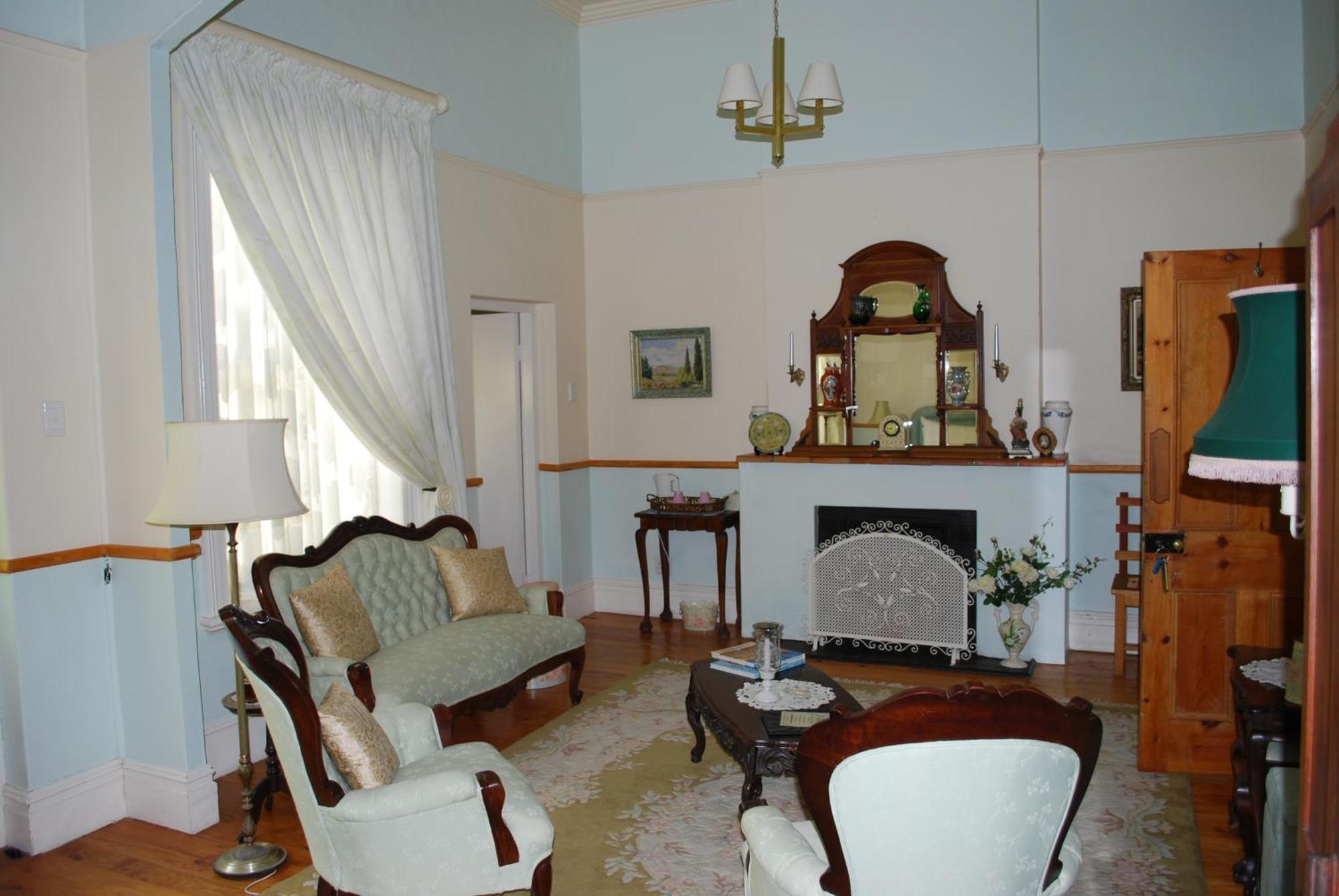 Kingna Lodge Montagu Buitenkant foto